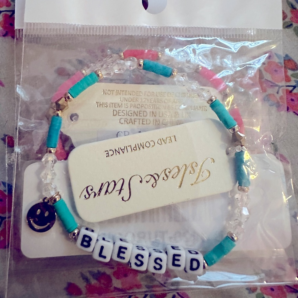 💕NWT Boutique Blessed Seed Bead Stretch Bracelet